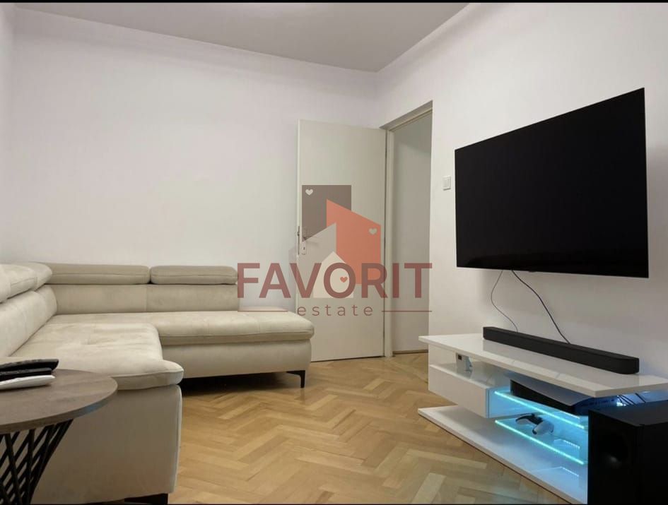 2 camere | etaj 2 | centrala proprie | renovat | mobilat si utilat | - Poză 1
