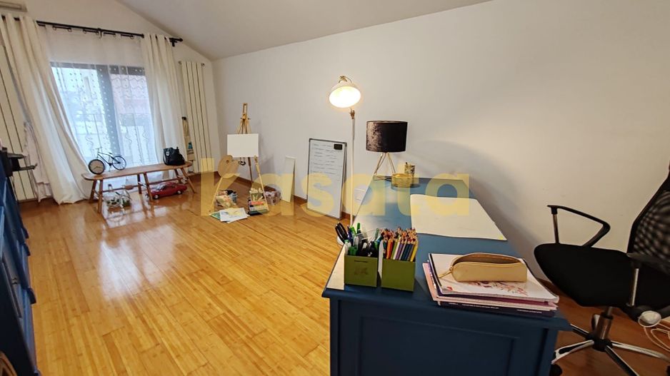 Vila care redefinește echilibrul între rafinament, spațiu și liniște - Poză 39