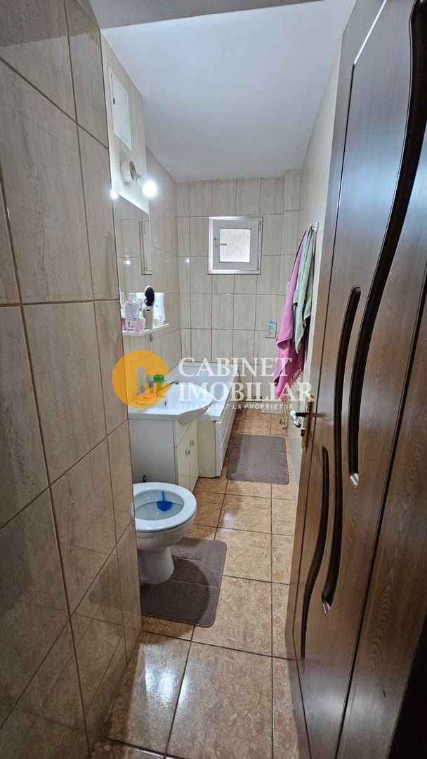 3 Camere semidecomandat, etaj intermediar-Zona Alexandru cel Bun - Poză 7