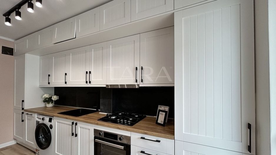 Apartament 3 camere ultrafinisat, Centru - Florești - Poză 3