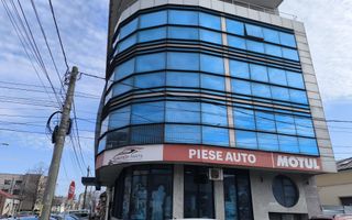 CENTRU ATELIERELOR - Spatiu comercial cu suprafata vitrata mare ! - Poză 1