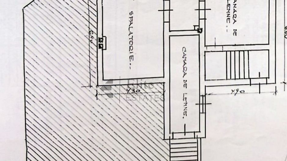 Casa cu 6 camere de vanzare in Rogerius/Stadion - Poză 24
