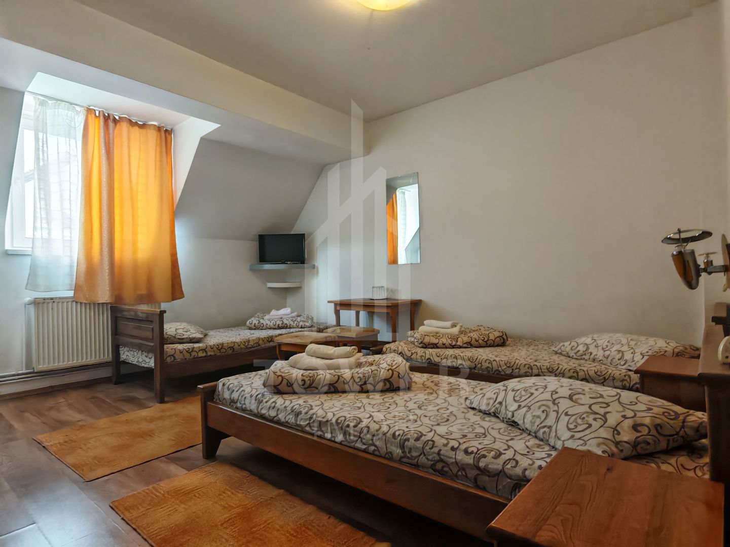 Casa de Închiriat 26 camere Selimbar! - Poză 1