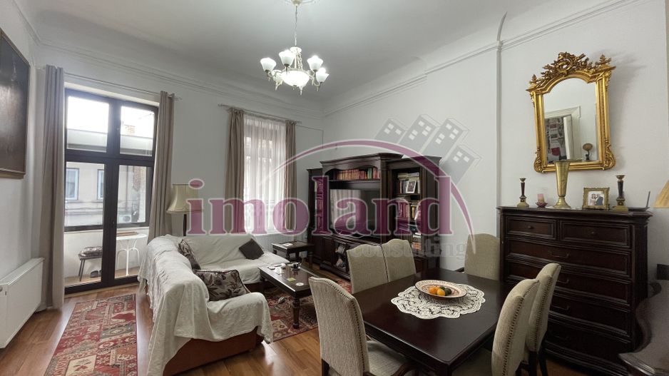 Apartament spectaculos de 4 camere într-o vilă cu farmec istoric pta Victoriei - Poză 1