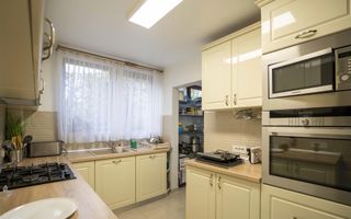 Baza de tenis si constructie moderna - Poză 20