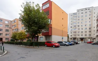 Triaj-Coresi-3 camere+2 bai-70 mp utili NERENOVAT - Poză 23