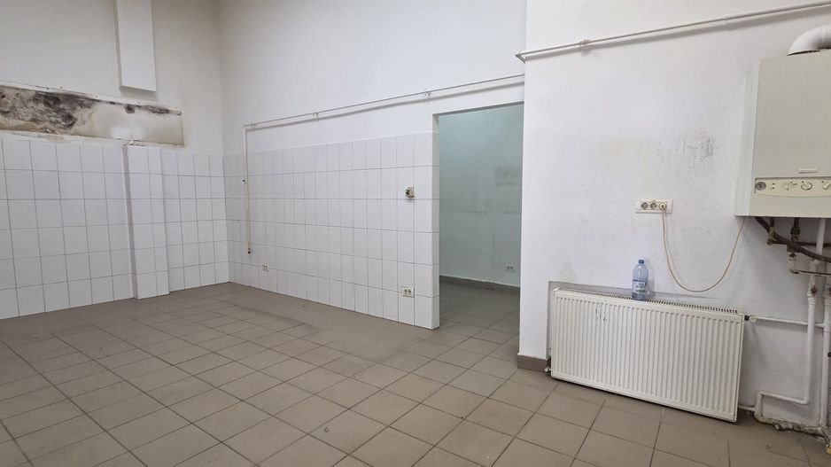 Spatiu comercial de inchiriat – fosta Pizzeria Unirii, Lugoj - Poză 17