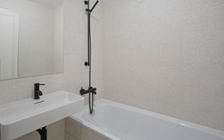 Apartament 2 Camere UpSite | Vedere Lac și Parc | Parcare Inclusă - Poză 2