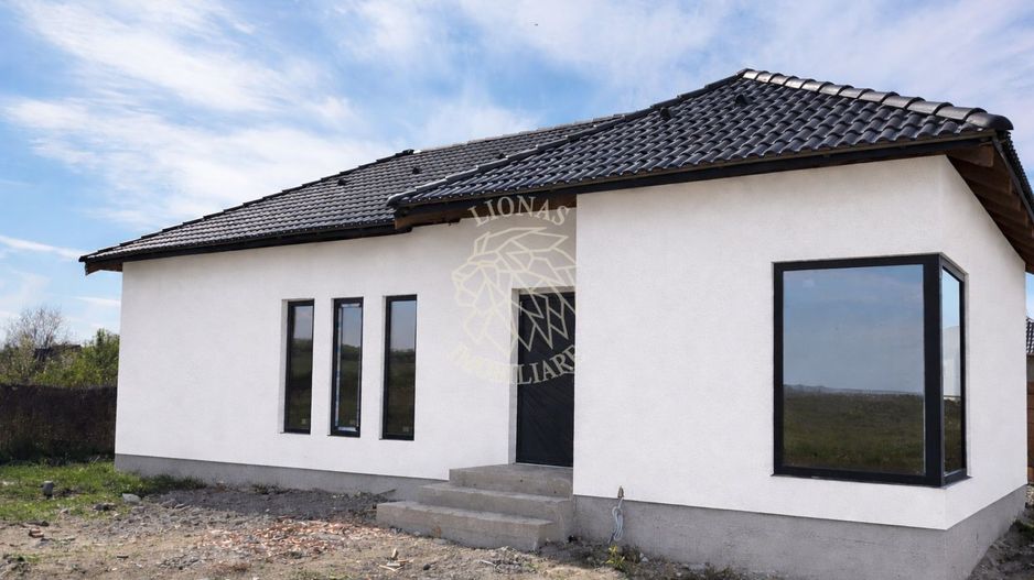 Casa 4 camere 95 mp-stadiu roșu-teren 670 mp-utilitati bransate-Unirea - Poză 1