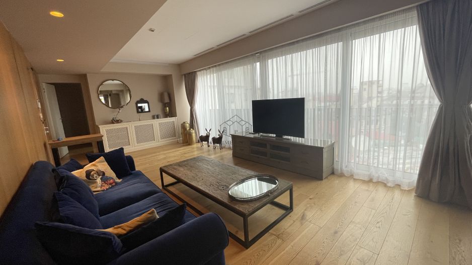 APARTAMENT ULTRACENTRAL DE LUX CU 4 CAMERE LA INCHIRIERE IN COMPLEX - Poză 1