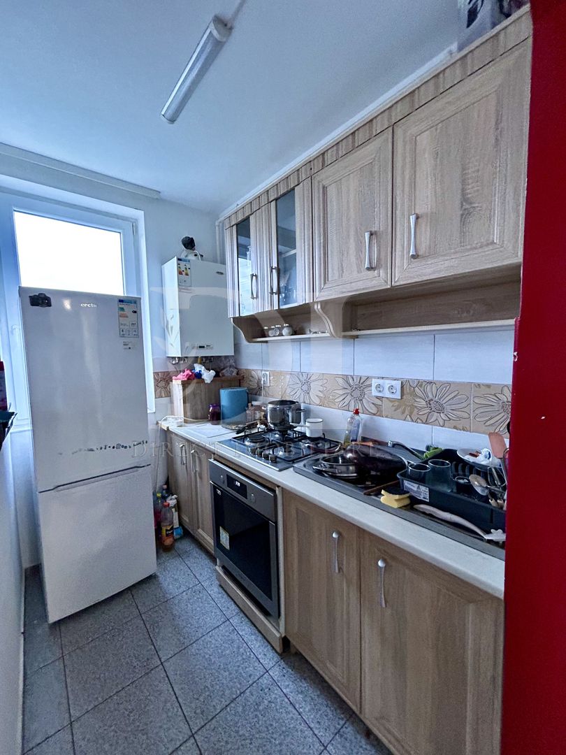 Apartament de vanzare/ Zona Sportului / Floresti - Poză 2