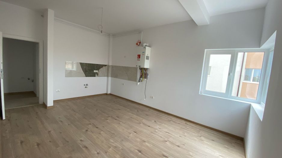 Giroc-Neptun | 2-3 Camere | Centrala proprie | Loc de parcare - Poză 2