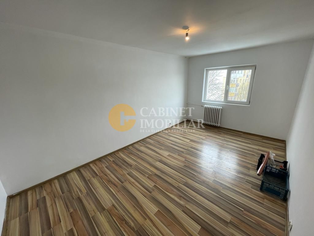 Etaj 3 apartament cu 2 camere decomadat zona Mircea-Galata - Poză 1