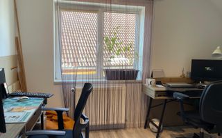 Apartament 2 camere la casă cu pod+curte in  Șelimbăr-Zona Brana - Poză 12