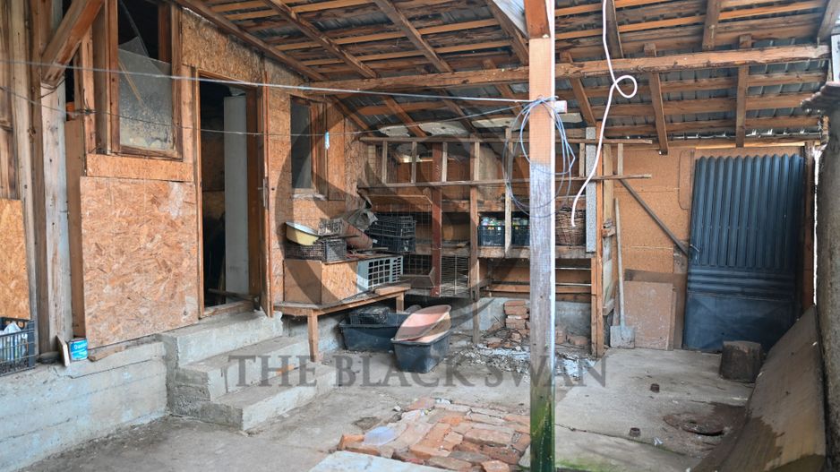 Casa cu 7 camere de vanzare | Zona Centrala, Baicoi | Comision 0% - Poză 26