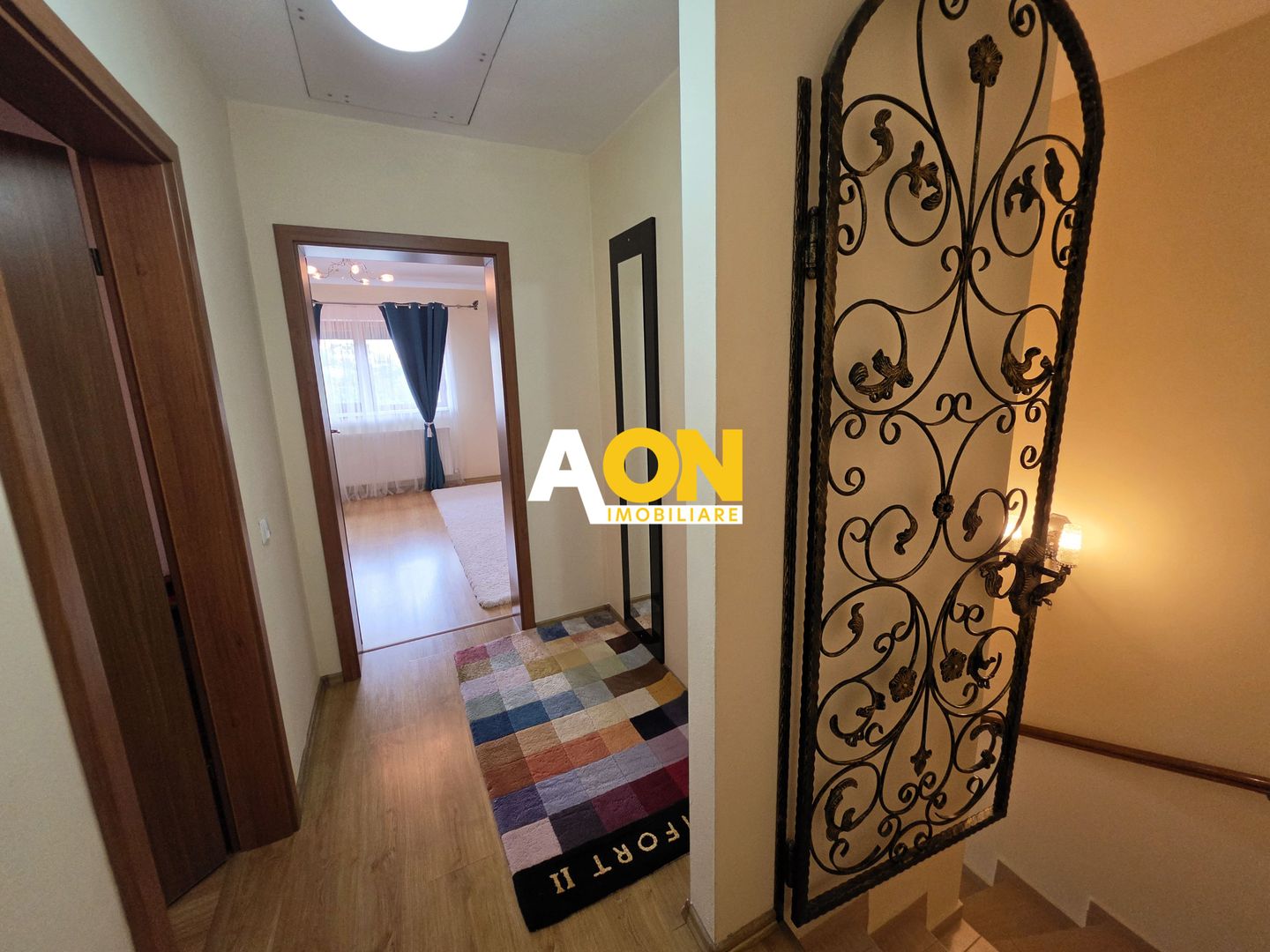 Casă tip duplex, mobilată, utilată, 3 camere, P+1, Alba - Micești - Poză 12