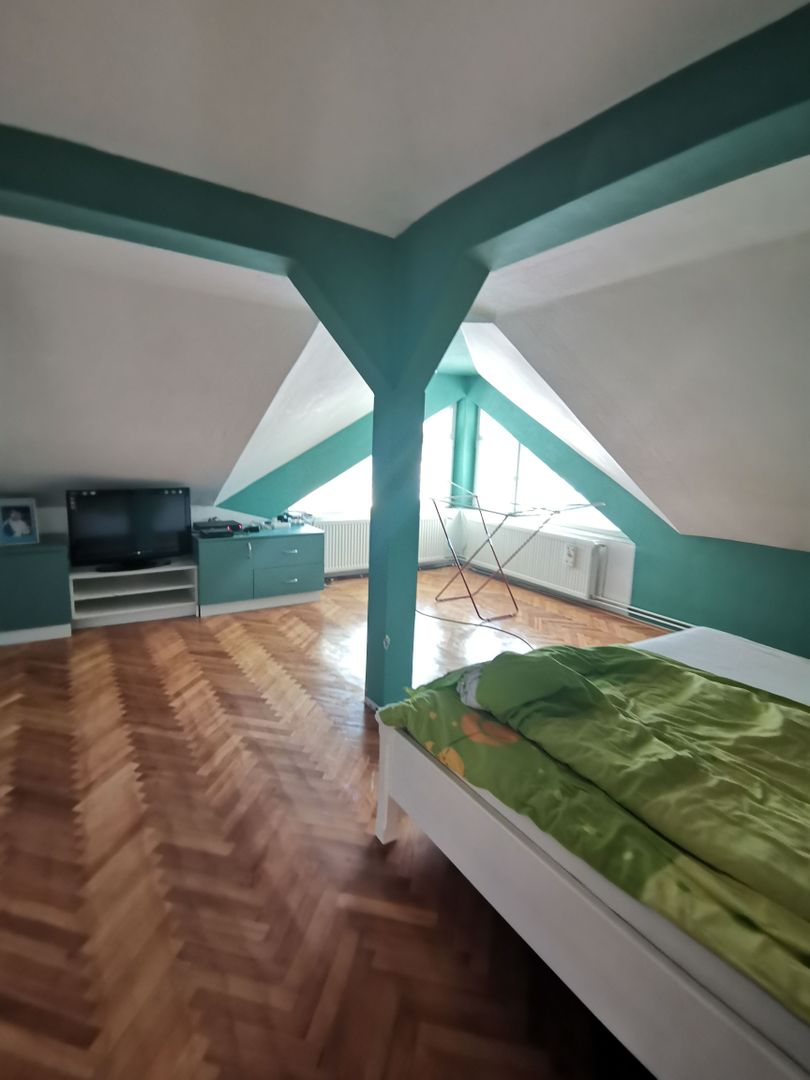 O proprietate Multiple Posibilități VANZARE sau INCHIRIERE - Poză 28