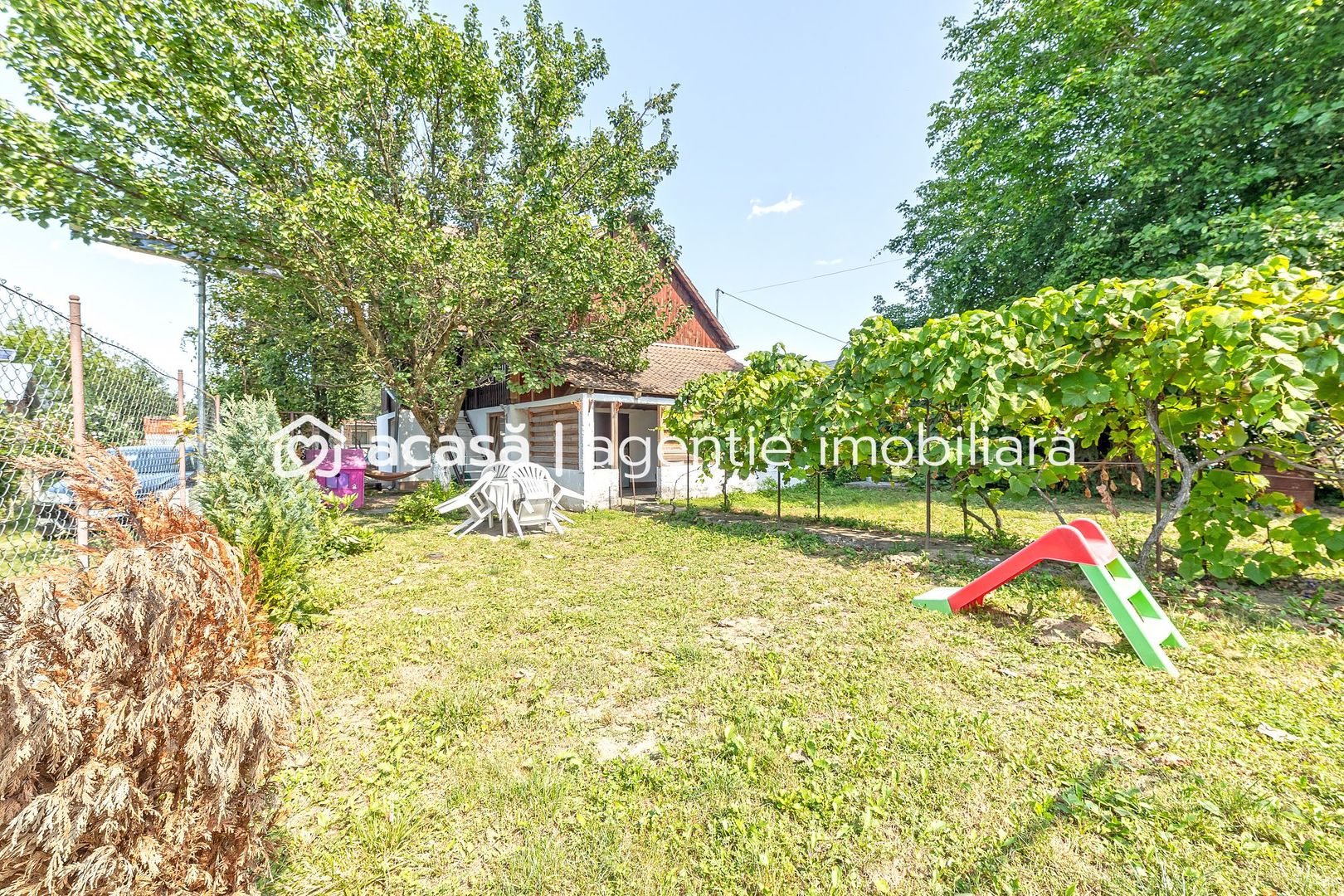 Casă într-o zonă liniștită, pe Insula Mureș - Poză 6