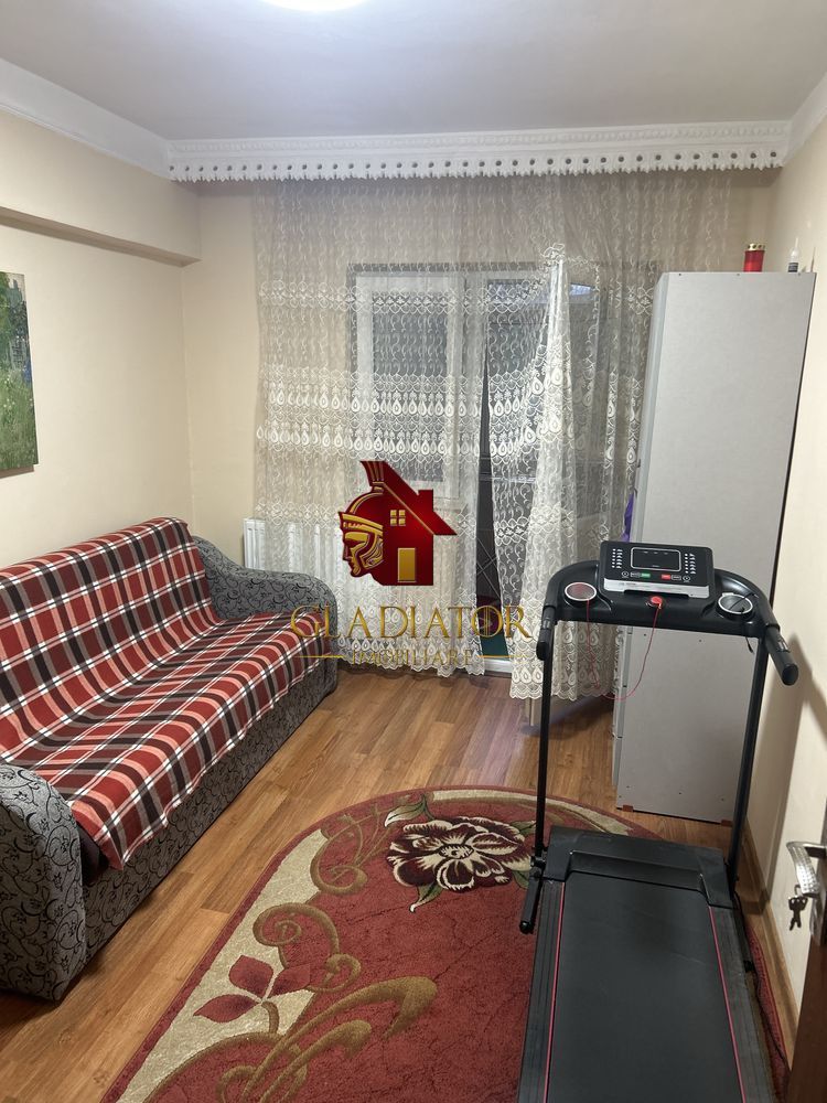 Apartament 4 camere in Dacia, etajul 2/4, ZONA cu acces rapid centru - Poză 1