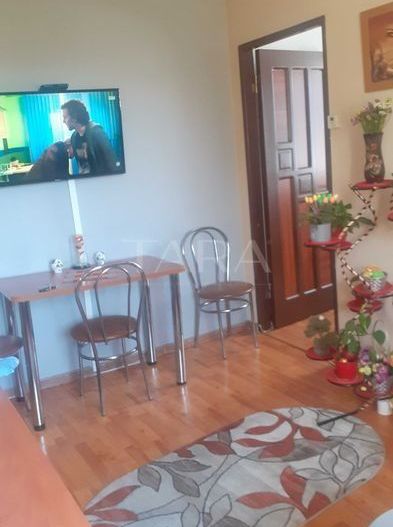 Apartament 3 Camere Semidecomandat – Zona Linistită, Aproape de Piața Hermes - Poză 1