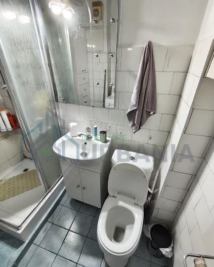 Închiriez apartament 3 camere Zona Podu Ros |Cantemir ,Etaj 3 Vedere Palas - Poză 12