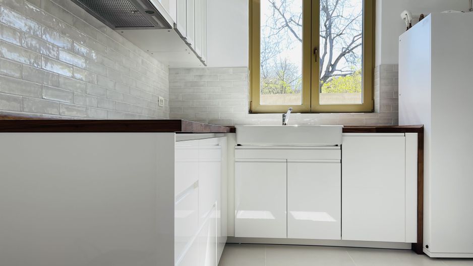 INCHIRIATA - Prima inchiriere, Segmentul Lux | Central | Panouri solare - Poză 4