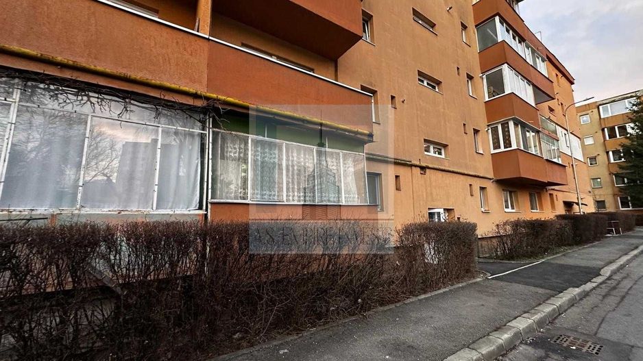 Apartament 3 camere P/4 - zona Tractorul Brasov - Poză 6