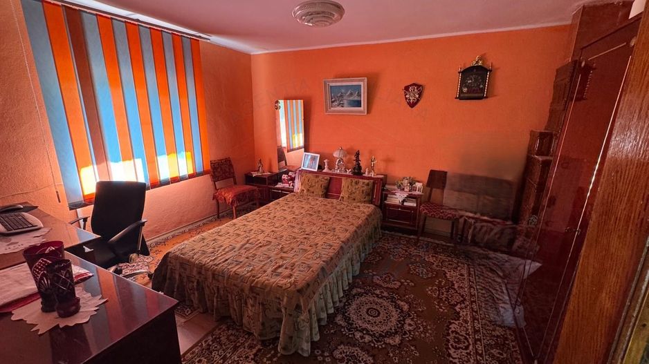 85.000 Euro- casa +magazin+garaj in com Smardan, sat Cismele, - Poză 11