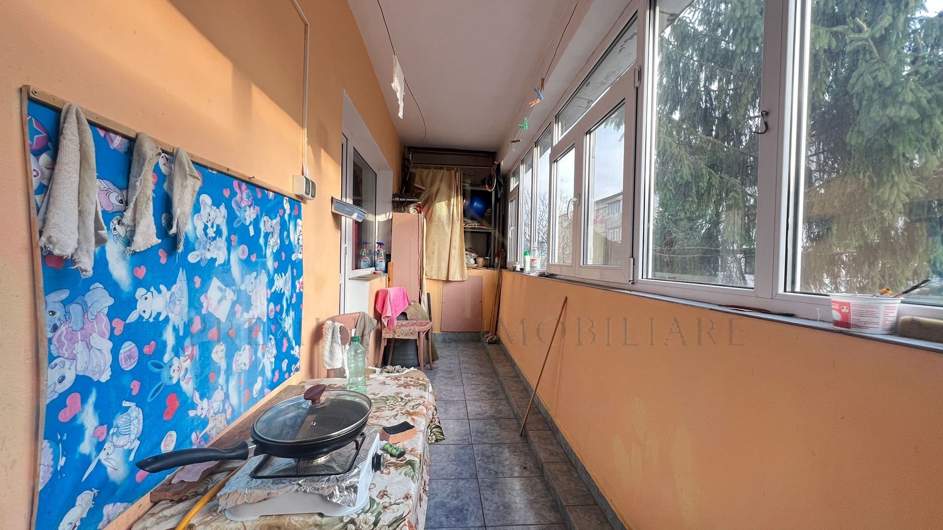 Apartament 3 camere – Etaj 2/4 – Zona de jos - Poză 7