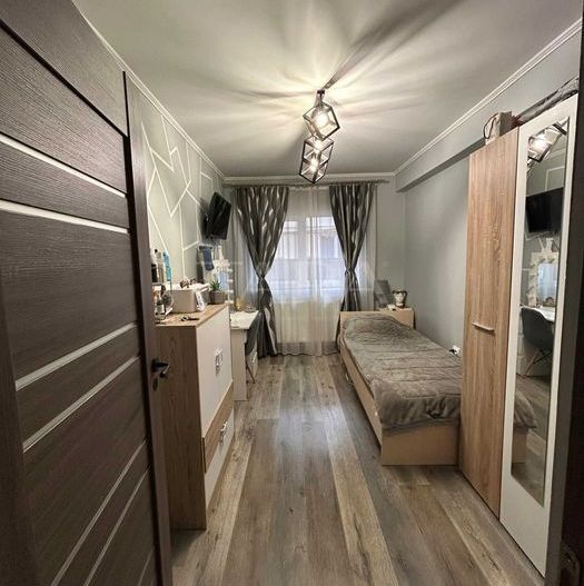 Apartament 3 camere finisat; supermarket, școală și transport public. - Poză 6