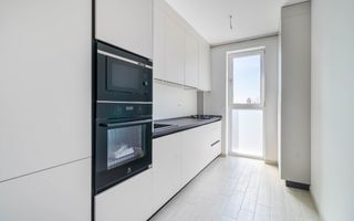 Apartament 3 camere Sisesti - vedere catre lac - Poză 6