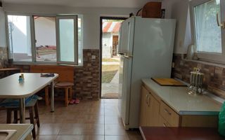 Casa de Vacanta | Comuna Ocnita, Dambovita | 80 mp | Complet Renovata - Poză 3