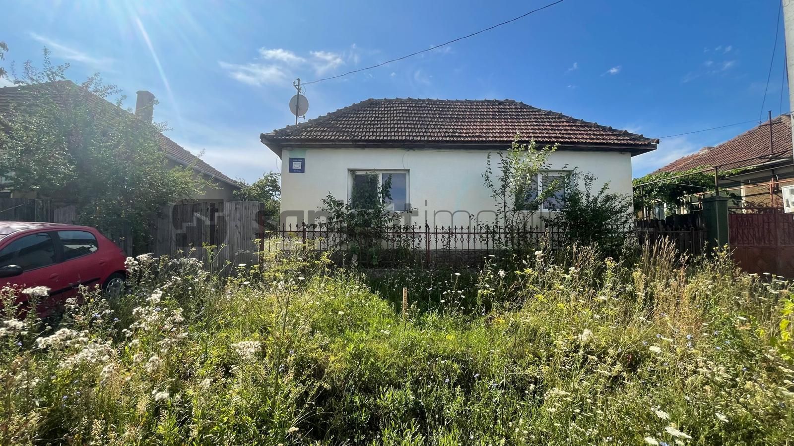 Casă bătrânească in Mierlău | Teren 2.000 mp | 20 min de Oradea - Poză 1