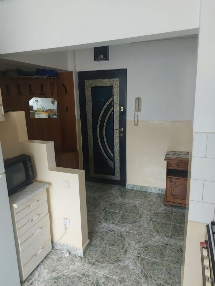 BRASADAS vinde ap 2 cam etaj 4/4 Micro 16. - Poză 7