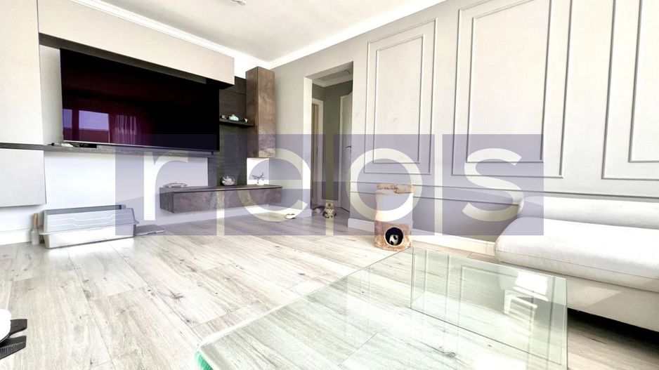 VANZARE APARTAMENT MODERN LUMINOS 3 CAMERE TITAN PARK 77mp - Poză 3
