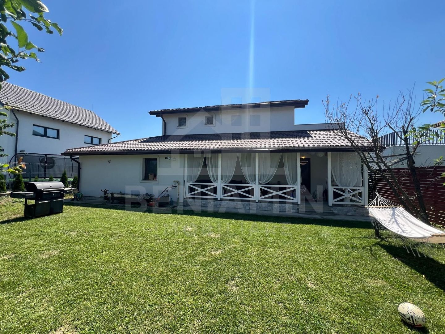 Casa-4-Camere-165mp-Utili-480mp-Garaj-Teren-Bartolomeu-Brasov - Poză 1
