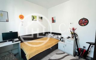 Casă de vanzare cu 4 camere in Cartierul Tineretului, Oradea - Poză 12