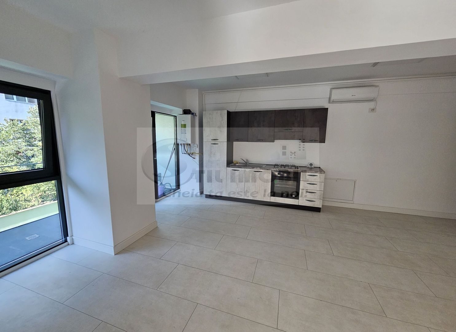 Apartament 3 camere, bloc 2019, 60mp, etaj 1, Podu Roș, 240.000€ - Poză 2