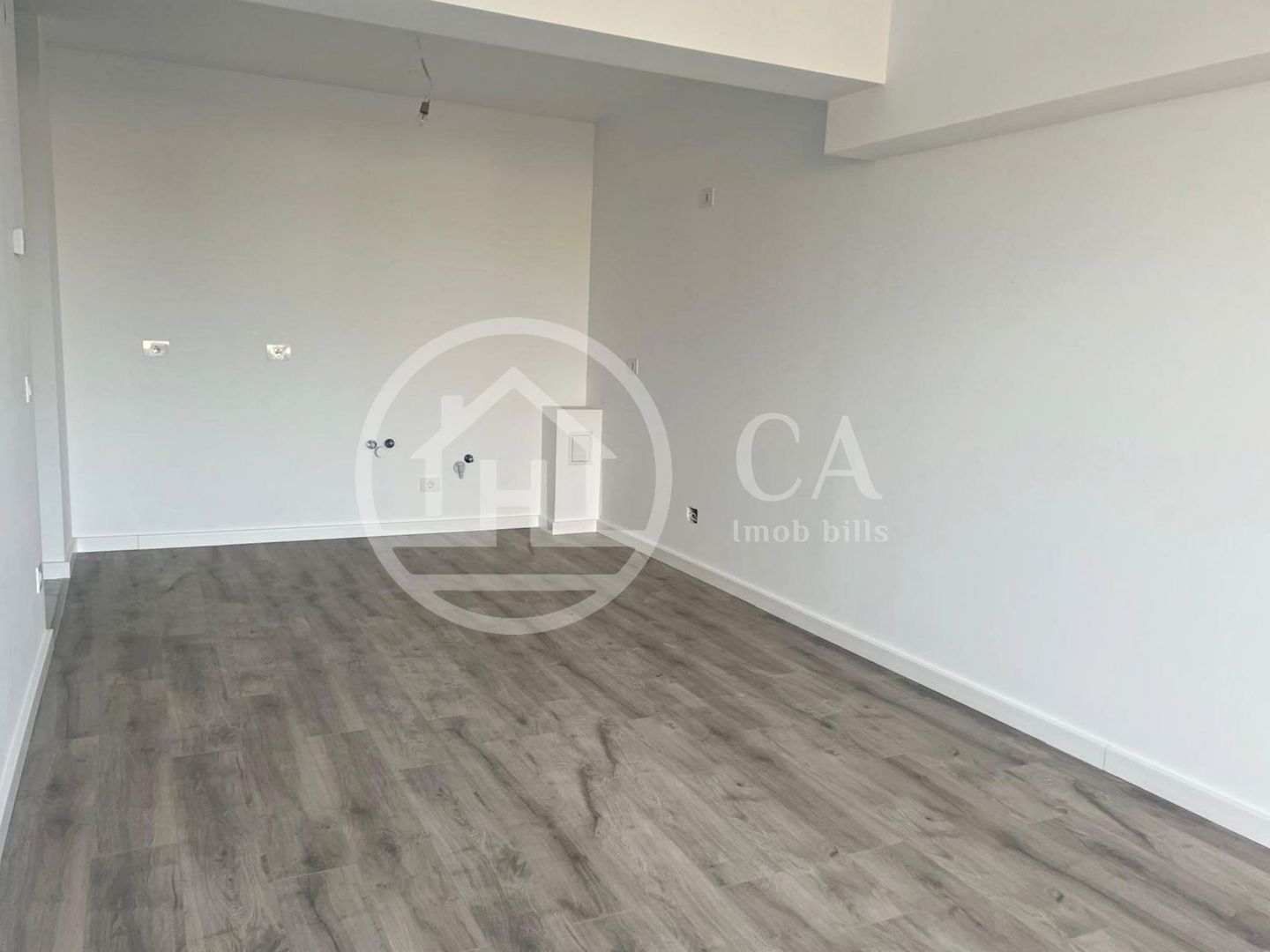 Apartament cu 2 camere de vanzare in Prima Arena, Oradea - Poză 2