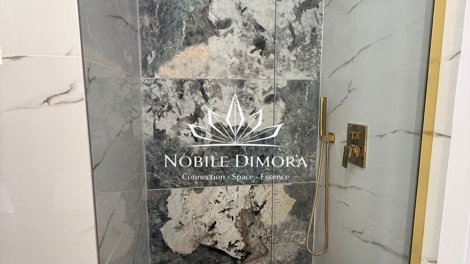 Apartament de lux - Ultracentral - 2 camere - parcare privata - Poză 18