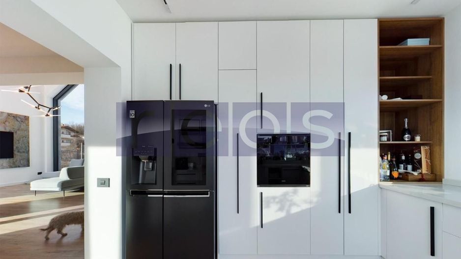 VANZARE CASA PIPERA | 8 DORMITOARE | 310 MP - Poză 6