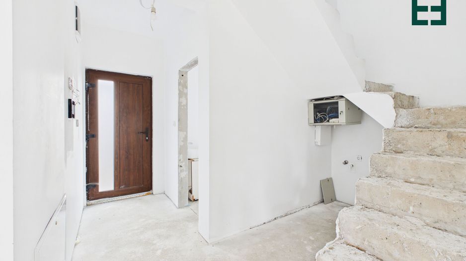Duplex nou 4 camere și 400 mp teren - Zona Moșnița Veche - Timișoara - Poză 11