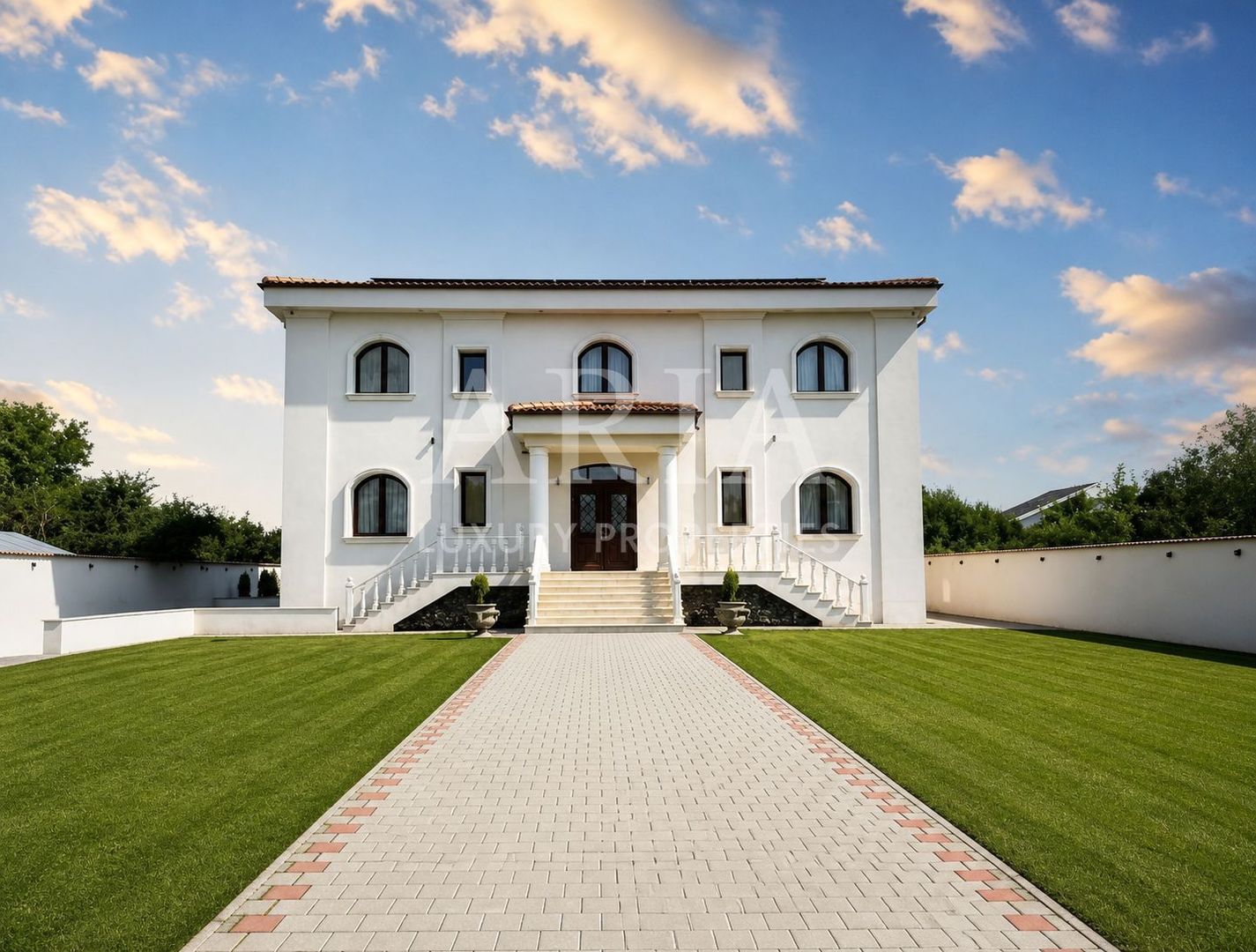 Proprietate Exclusivistă PIPERA 10 CAMERE - Poză 1