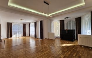 Vila Individuala _7 camere***Piscina***Teren 1000 mp // Erou Iancu Nicolae