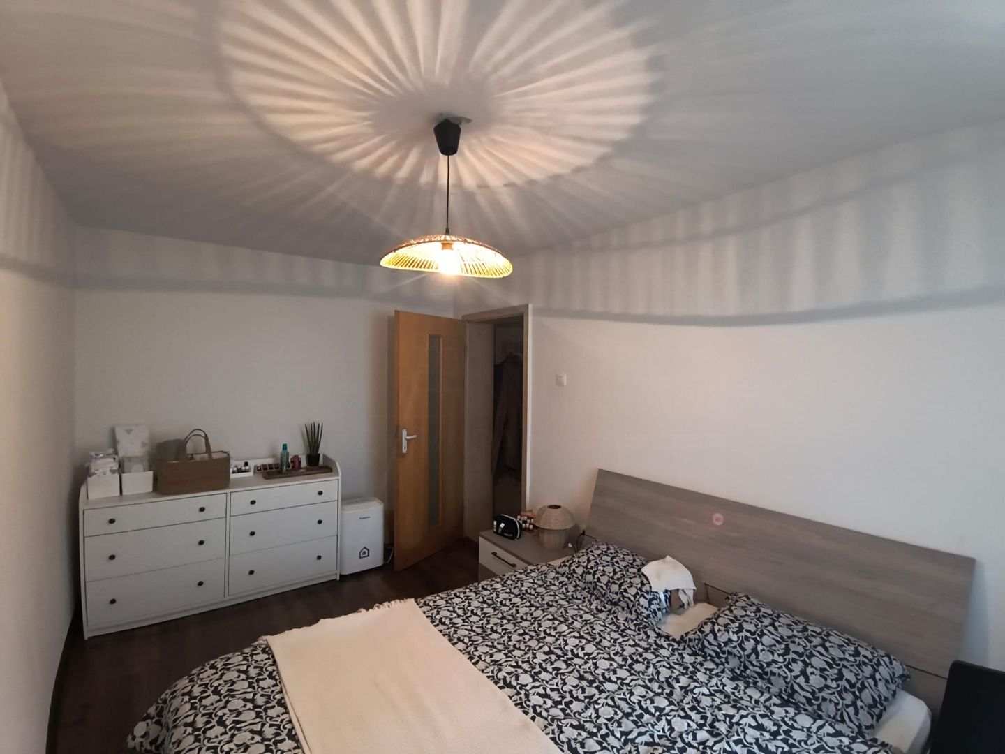 APARTAMENT DE VANZARE IN SIRET – 4 camere | Etaj 1 - Poză 4