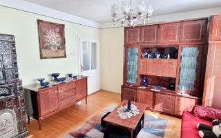 Casa pe 3 niveluri cu teren de 1900 mp in Com. Baisoara. - Poză 20