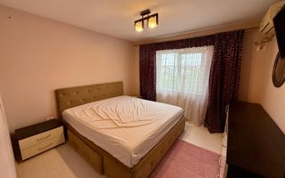 De închiriat apartament cu 2 camere decomandat, Str. Ion Pillat. - Poză 2