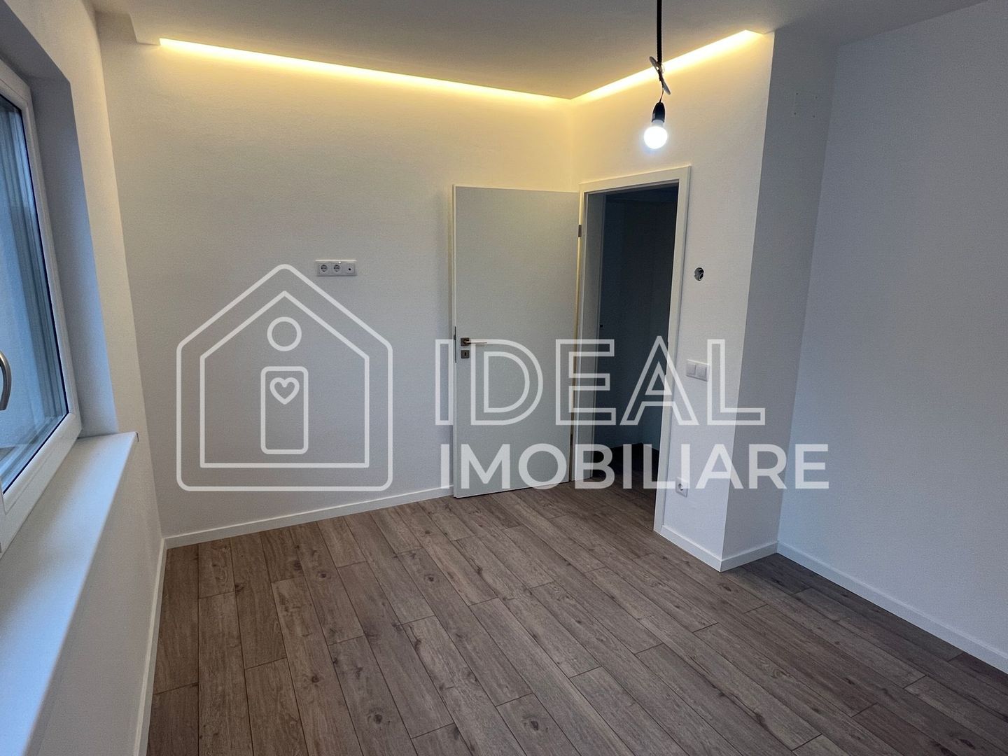 Duplex Modern cu 4 camere si gradina LA CHEIE, in Calea Cisnadiei - Poză 3