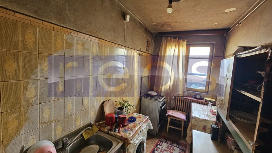 De Vanzare 3 camere la doar câțiva pași de metrou – Favorit - Poză 6