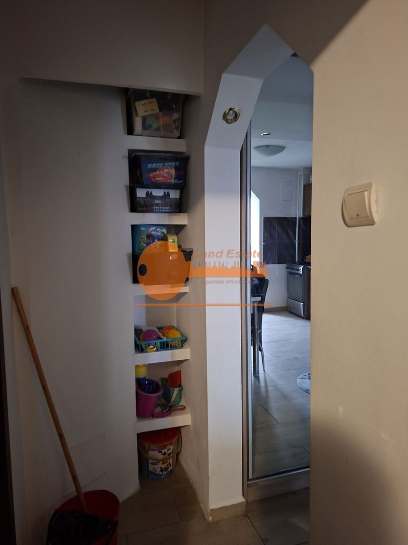 2 camere Gorjului - Centrala Termica ( 1980 ) - Poză 6